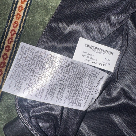 NWT Zara Black Sleeveless mock neck Faux Leather Zip back Top - size Large - Picture 11 of 12